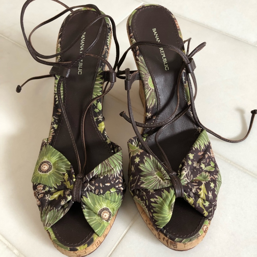 Women’s shoes, Banana Republic, Size 7.5.